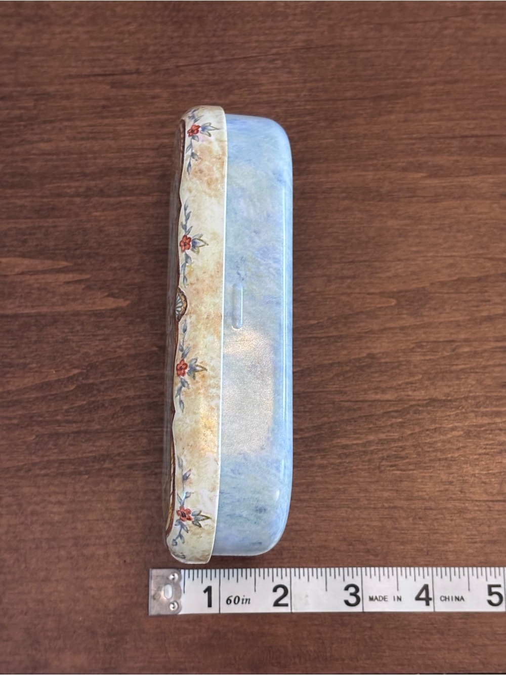 Brighton, Vintage “Vienna Hearts” Metal Sunglasses Case (No sunglasses) - Picture 7 of 7